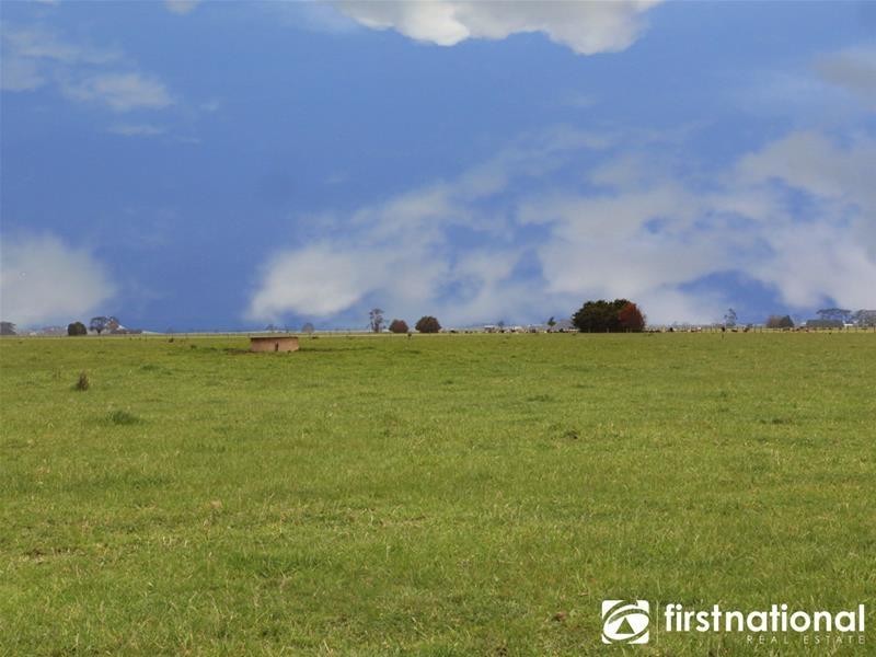 50 Parish Road, Iona VIC 3815