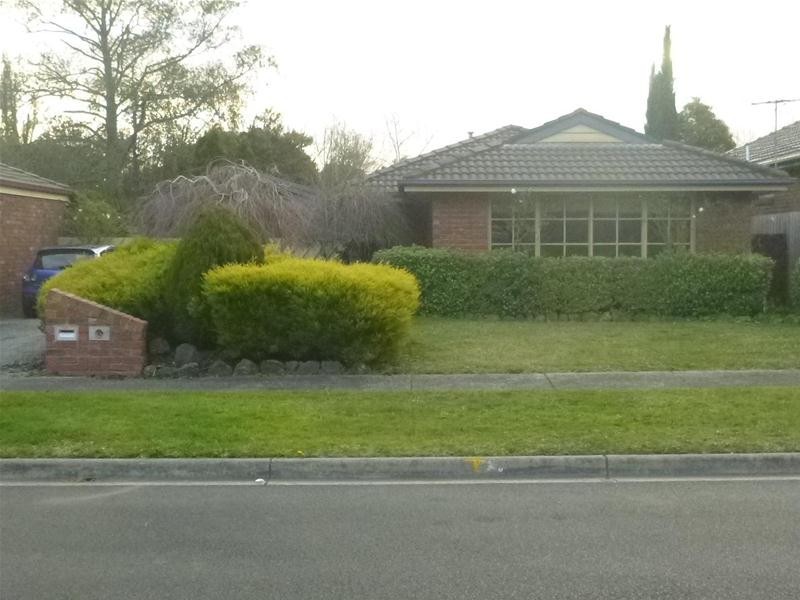 6 Tyntynder Close, Berwick VIC 3806