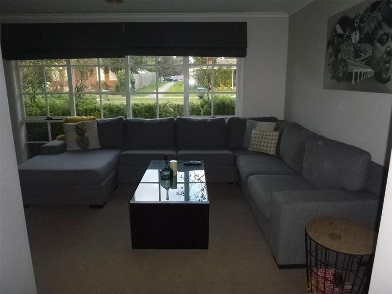 6 Tyntynder Close, Berwick VIC 3806