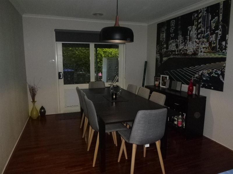 6 Tyntynder Close, Berwick VIC 3806