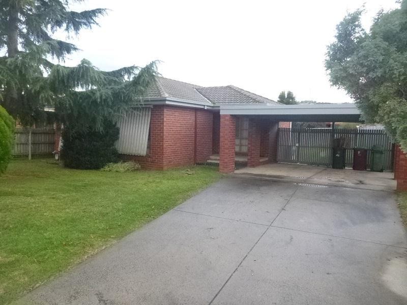 46 Amber Crescent, Narre Warren VIC 3805