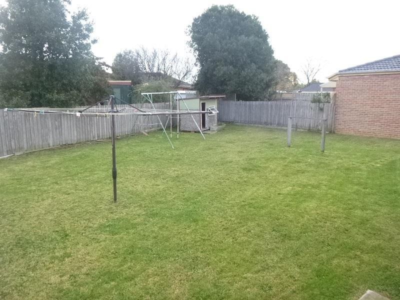 46 Amber Crescent, Narre Warren VIC 3805