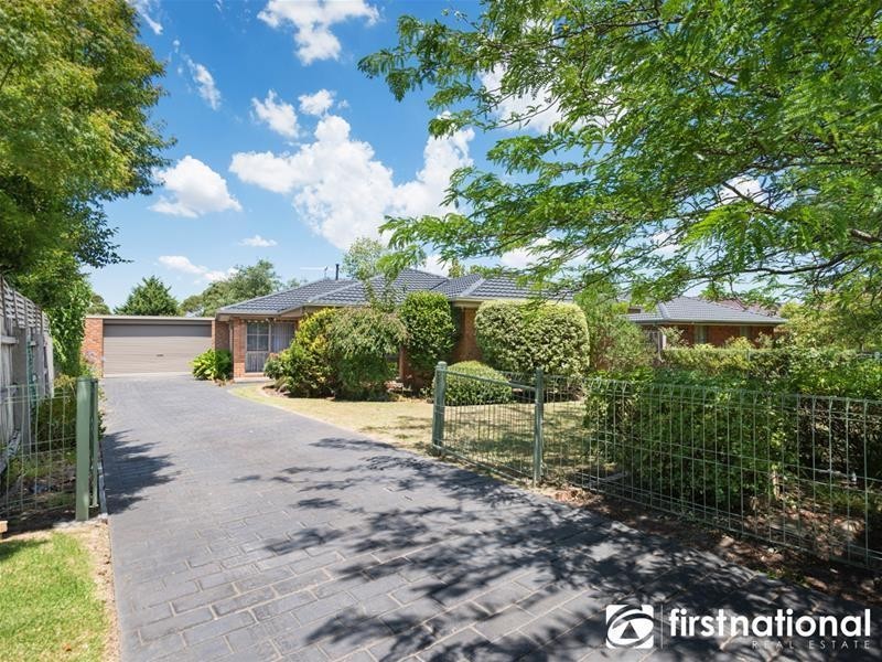 28 Bangalay Place, Berwick VIC 3806