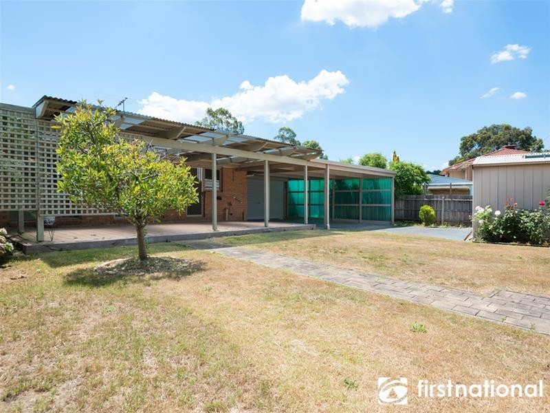 28 Bangalay Place, Berwick VIC 3806
