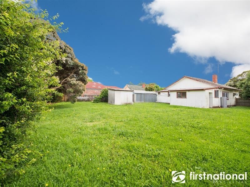 7 Thomas Street, Pakenham VIC 3810