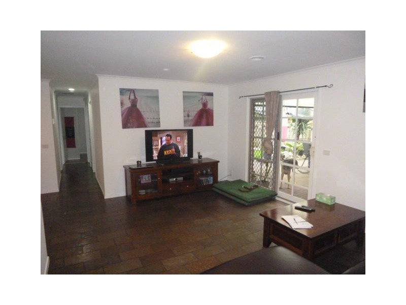 10 Oxenford Rise, Narre Warren South VIC 3805