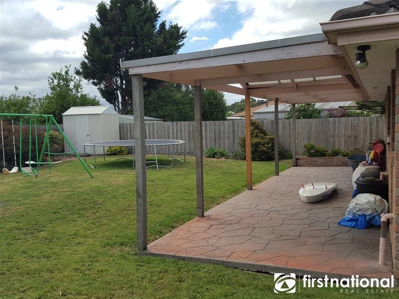 84 Saffron Drive, Narre Warren VIC 3805