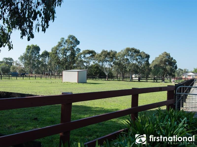 120 Sand Road, Longwarry VIC 3816