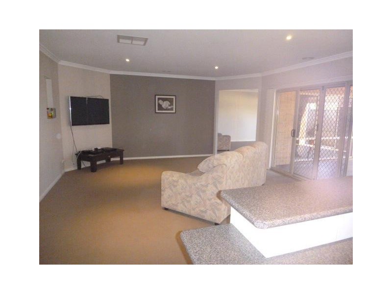 123 Majestic Boulevard, Cranbourne VIC 3977