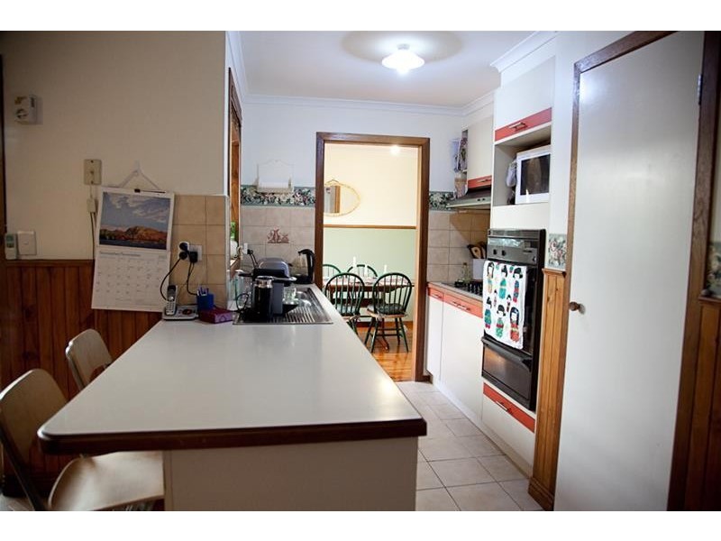 18 Tilba Court, Berwick VIC 3806