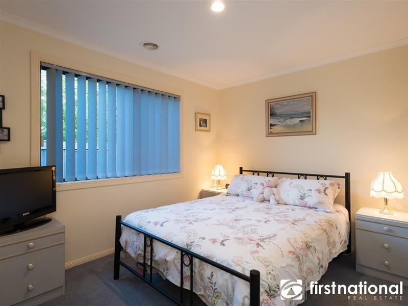 116 Berwick Springs Promenade, Narre Warren South VIC 3805