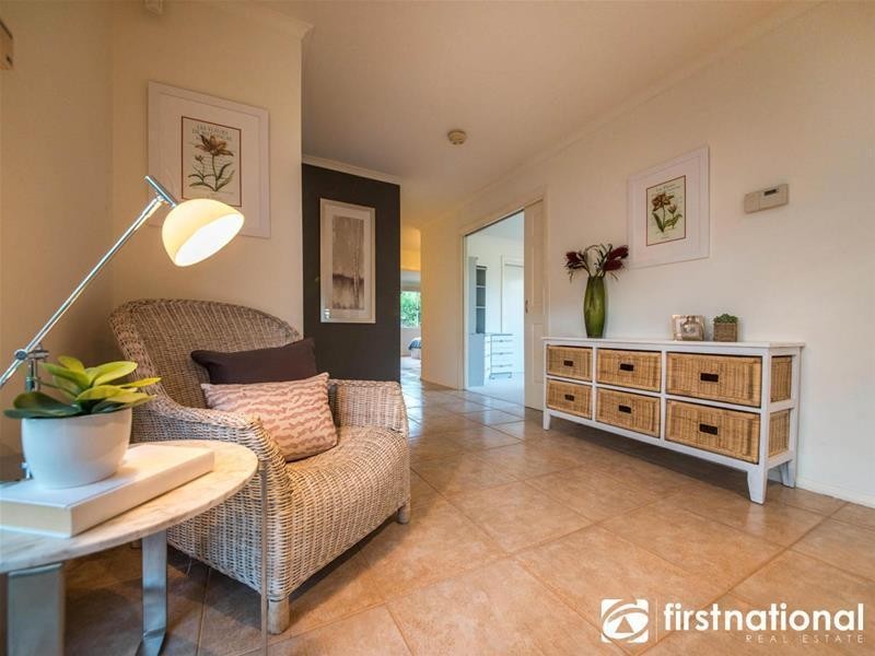 14 Glendale Crescent, Berwick VIC 3806