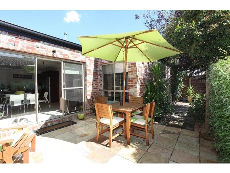 1/57 Wallace Street, Beaconsfield VIC 3807