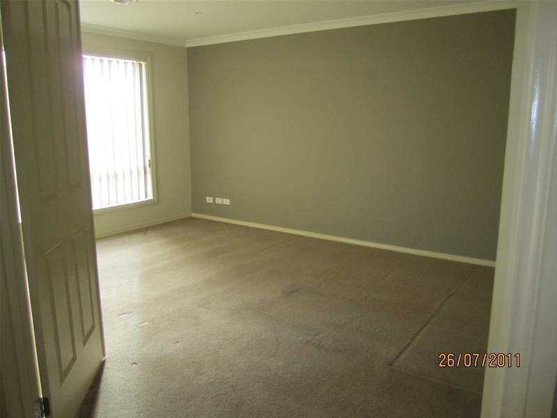 20 McCallum Drive, Cranbourne East VIC 3977