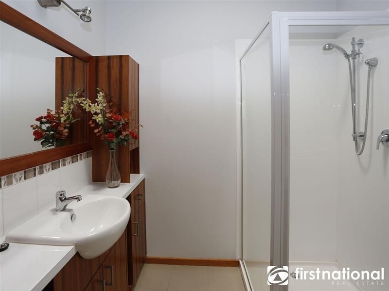 15 Home Road, Nar Nar Goon VIC 3812