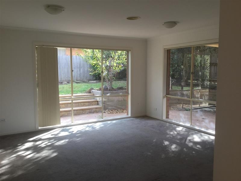 60 Ebony Drive, Pakenham VIC 3810