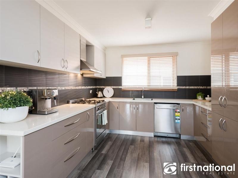 1/31 Florence Avenue, Berwick VIC 3806