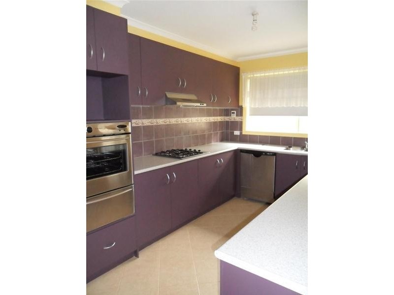 77 Hancock Drive, Berwick VIC 3806