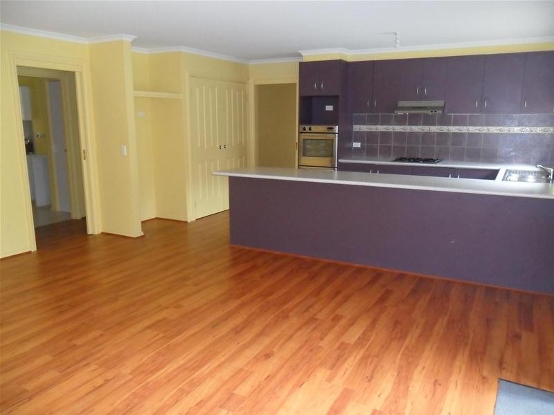 77 Hancock Drive, Berwick VIC 3806