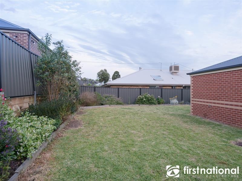 13 Windermere Boulevard, Pakenham VIC 3810
