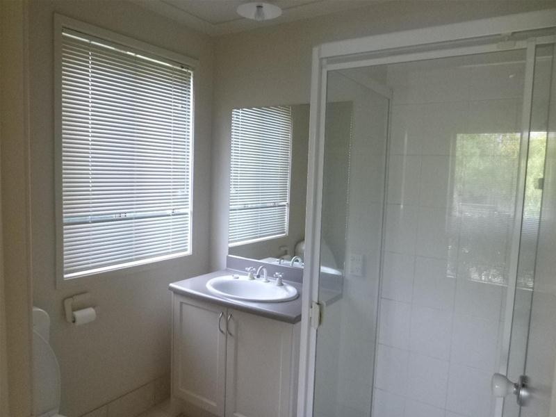 21 Lansbury Drive, Narre Warren South VIC 3805