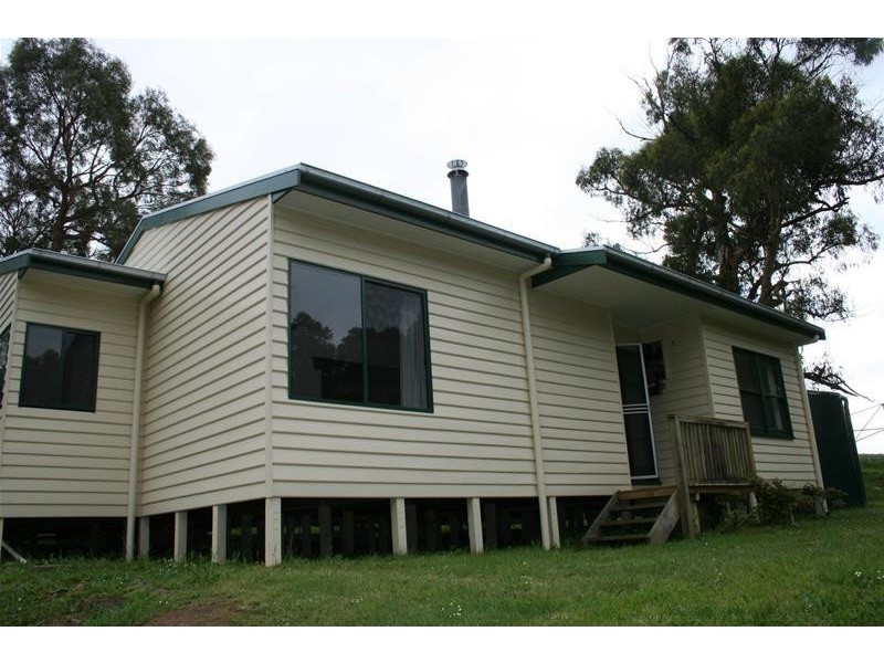 445 Ellis Road, Tonimbuk VIC 3815