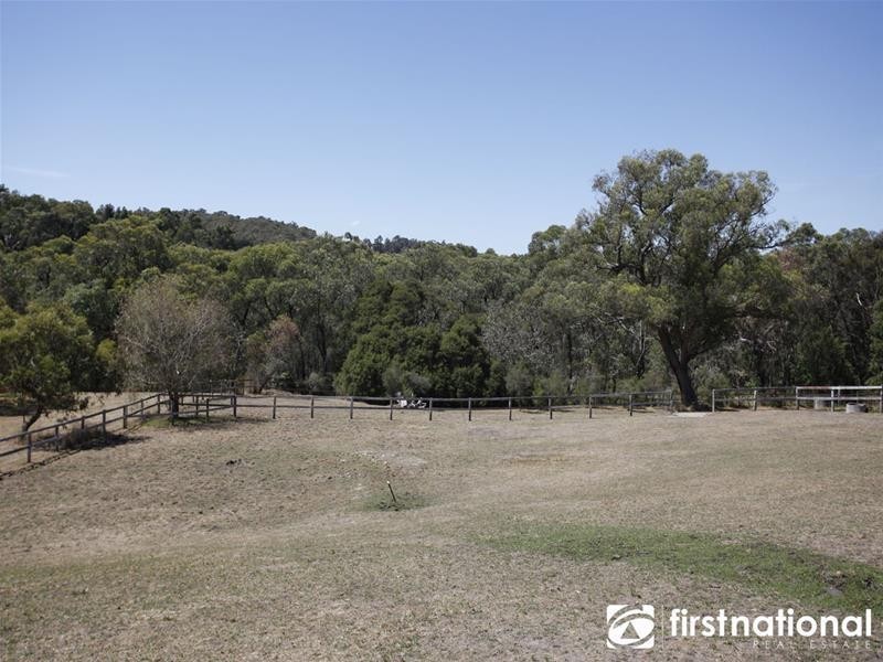 42 Girrawheen Road, Maryknoll VIC 3812