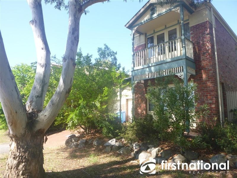 4/8-13 Adelaide Close, Berwick VIC 3806