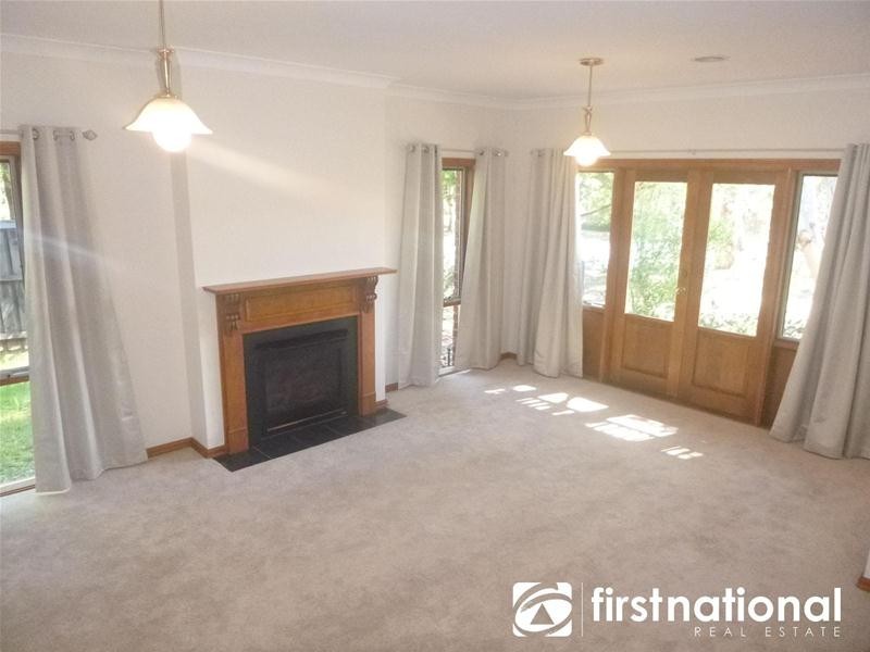 4/8-13 Adelaide Close, Berwick VIC 3806