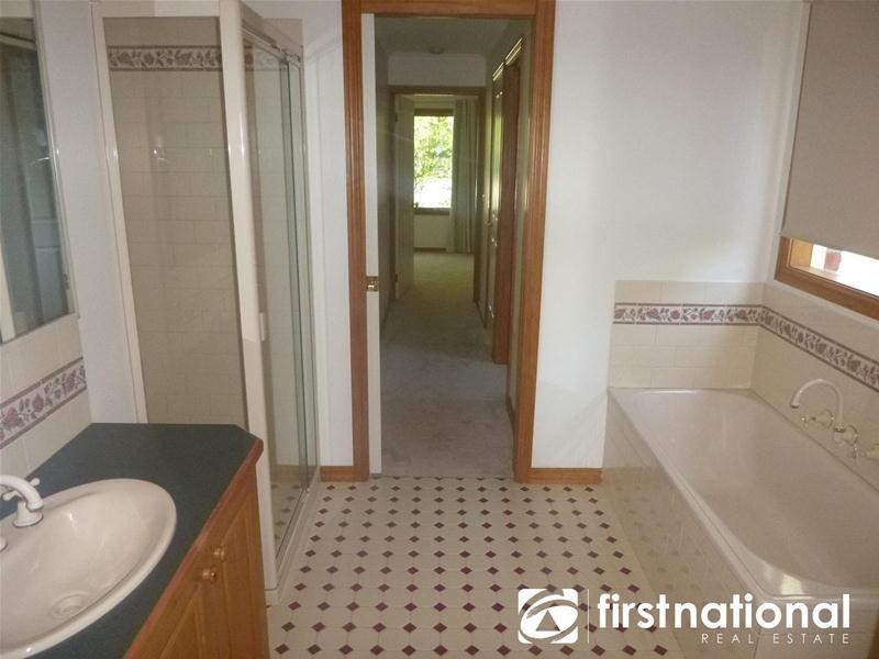 4/8-13 Adelaide Close, Berwick VIC 3806