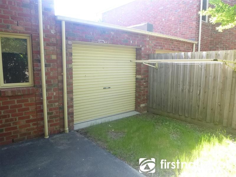 4/8-13 Adelaide Close, Berwick VIC 3806