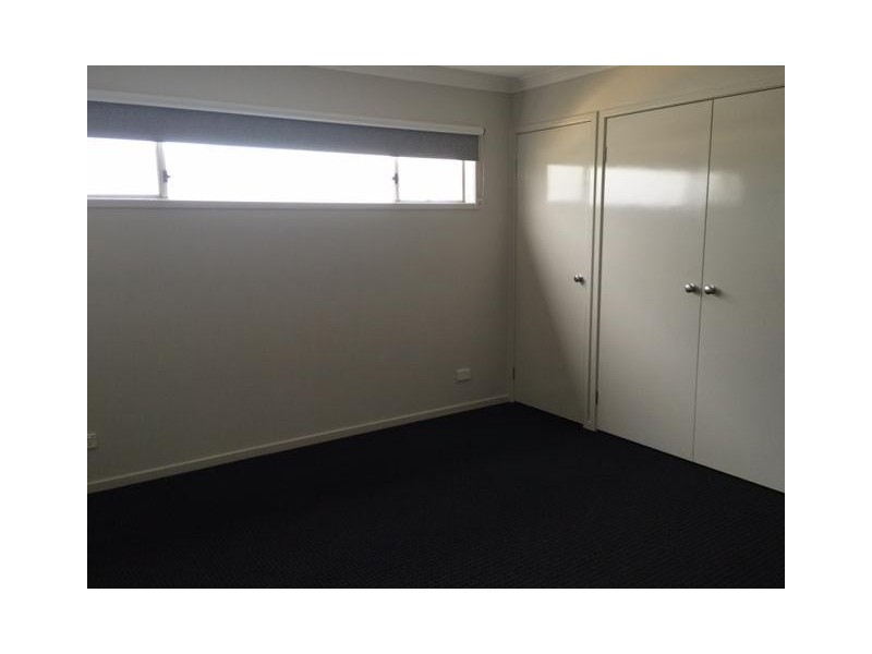 31 McEwan Drive, Cranbourne East VIC 3977