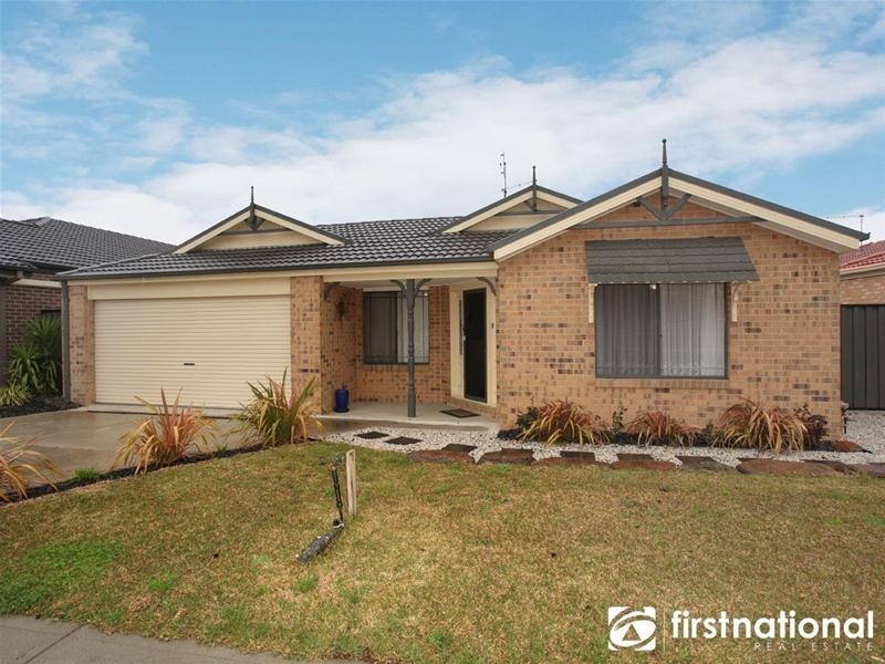 82 Windermere Boulevard, Pakenham VIC 3810