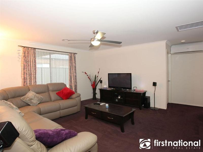 82 Windermere Boulevard, Pakenham VIC 3810