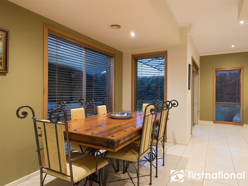 10 Reid  Mews, Berwick VIC 3806