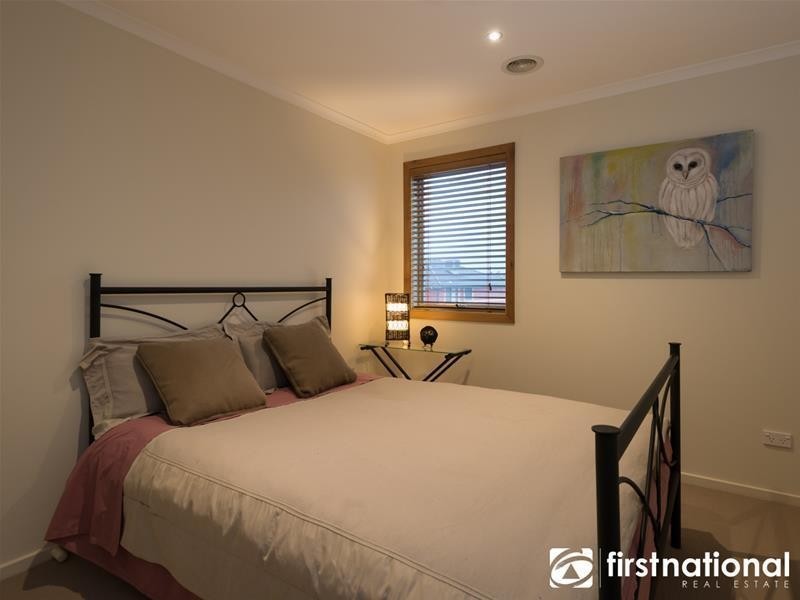 10 Reid  Mews, Berwick VIC 3806