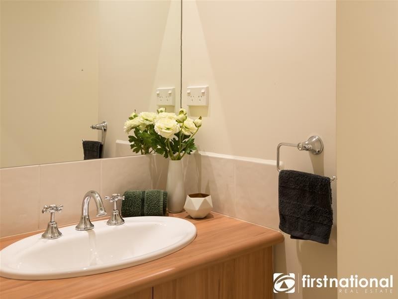 10 Reid  Mews, Berwick VIC 3806