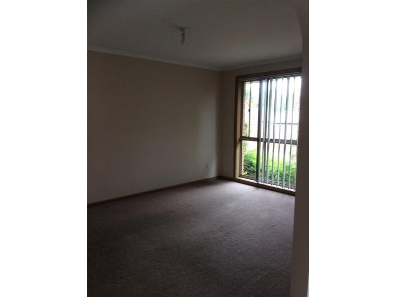 2/20 Temby Close, Endeavour Hills VIC 3802