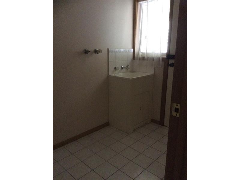 2/20 Temby Close, Endeavour Hills VIC 3802