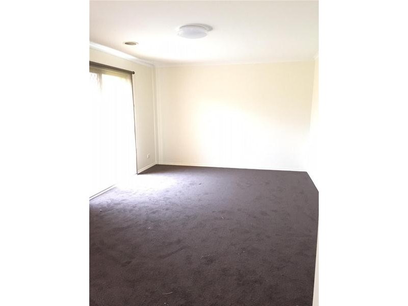 53 Jarryd Crescent, Berwick VIC 3806