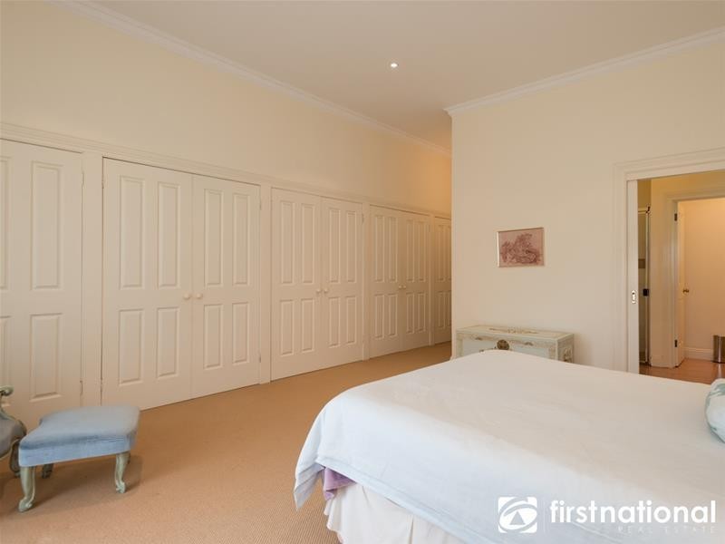 128 Tivendale Road, Officer VIC 3809