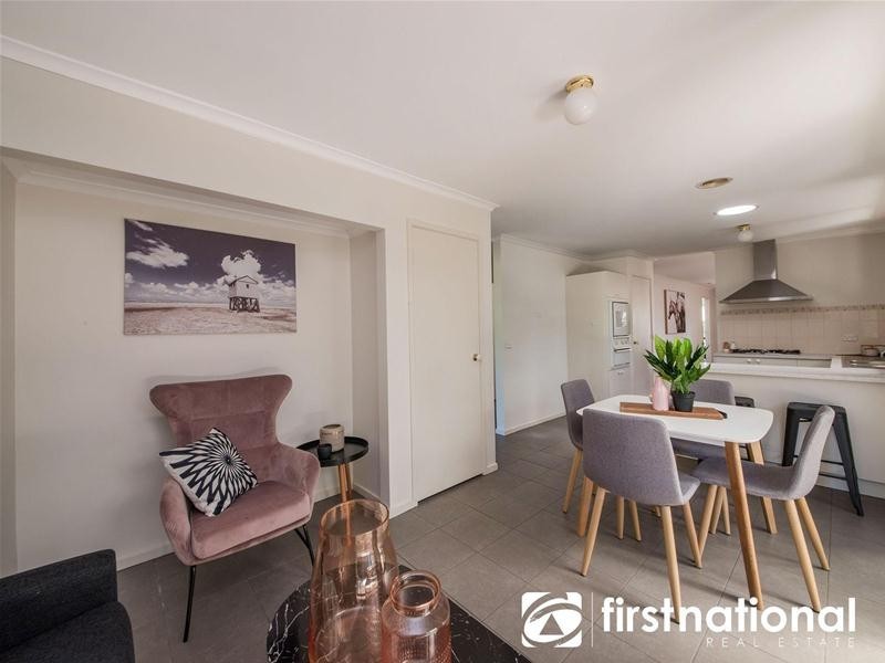 10 Ashton Rise, Narre Warren South VIC 3805