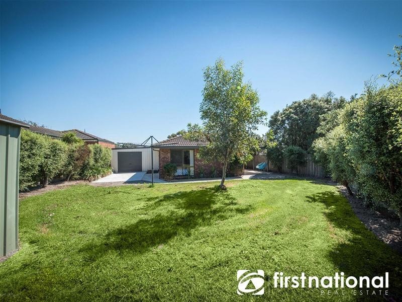10 Ashton Rise, Narre Warren South VIC 3805