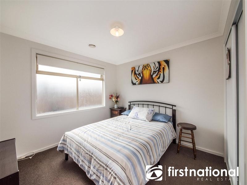 35 Atlantic Drive, Pakenham VIC 3810