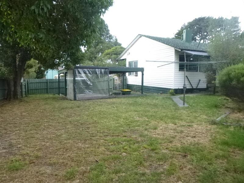 48 Hickory Crescent, Frankston North VIC 3200