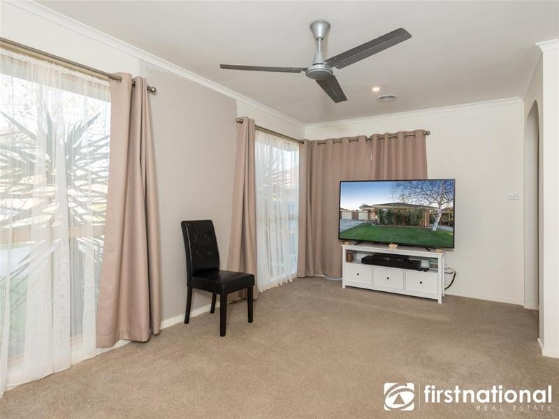 3/7-9 Beaconsfield Avenue, Beaconsfield VIC 3807