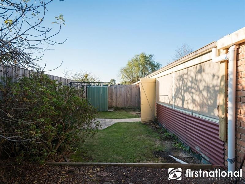 3/7-9 Beaconsfield Avenue, Beaconsfield VIC 3807