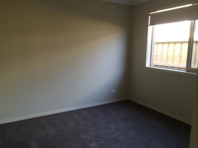 15 Cerise Street, Officer VIC 3809