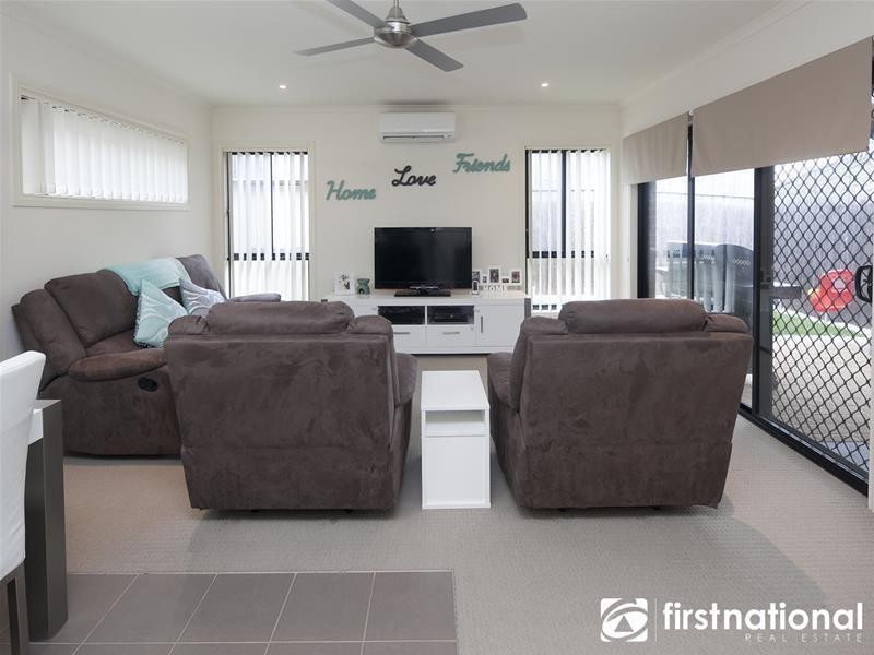 9/103 Army Road, Pakenham VIC 3810