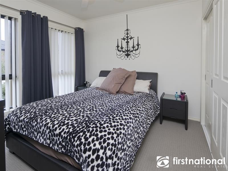 9/103 Army Road, Pakenham VIC 3810